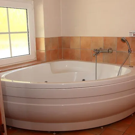 Ferienhaus Four-bedroom Holiday In Blavand 12 *