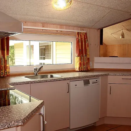 Four-bedroom Holiday In Blavand 12 * Ho